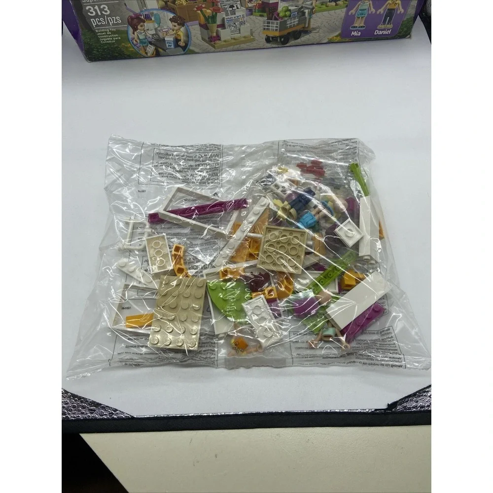 Lego friends heartlake